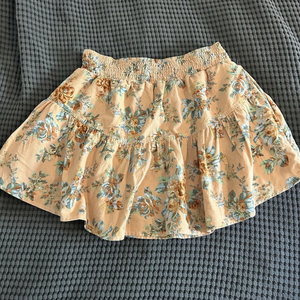American Eagle Corduroy Tiered Floral Mini Skirt Sz Med Apricot Sage‎ Green NWT
